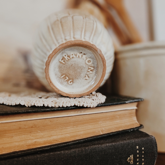 Beige Ceramic Fluted Bowl - Picture 4 of 4
